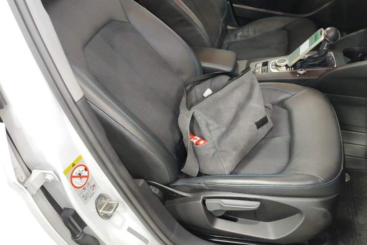 Used Audi A3 2020 Limousine 35 TFSI Fashion Edition China VI Emission Standard Right Front Seat