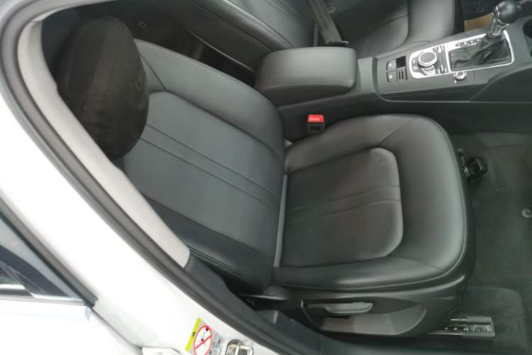 Used Audi A3 2020 Restyled Limousine 35 TFSI Ambition Version China VI Right Front Seat