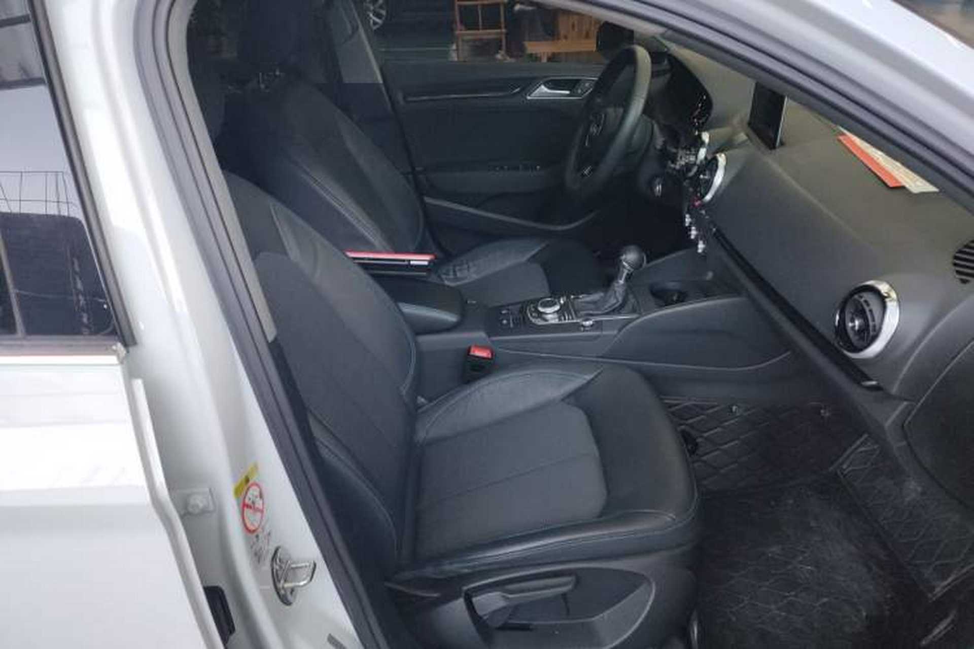 Used Audi A3 2020 Limousine 35 TFSI Fashion Edition China VI Emission Standard Right Front Seat