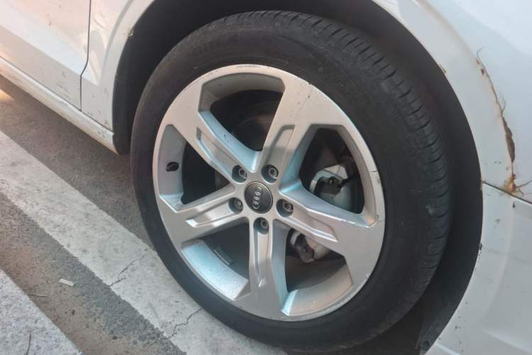 Used Audi A3 2020 Restyled Limousine 35 TFSI Ambition Version China VI Right Front Wheel Hub