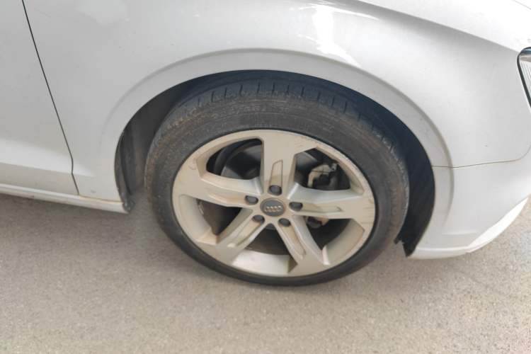 Used Audi A3 2020 Limousine 35 TFSI Ambition China V Right Front Wheel Hub