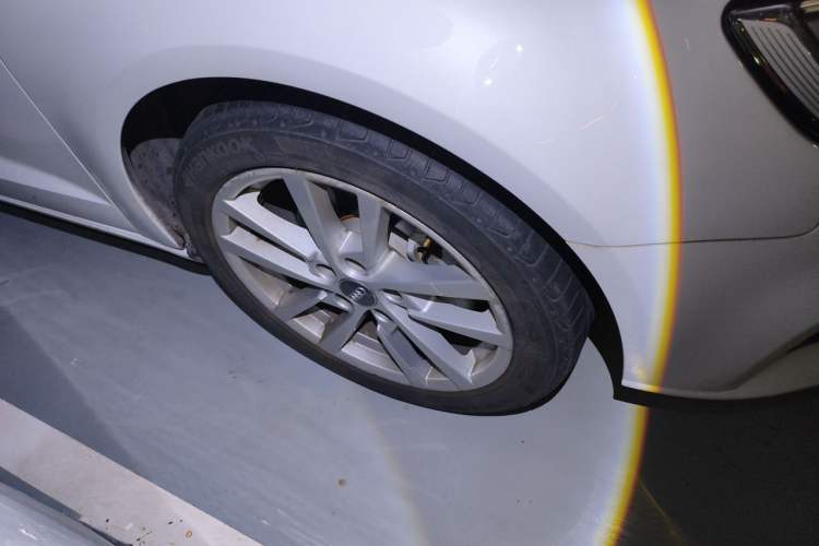 Used Audi A3 2020 Sportback 35 TFSI Ambition China VI Right Front Wheel Hub