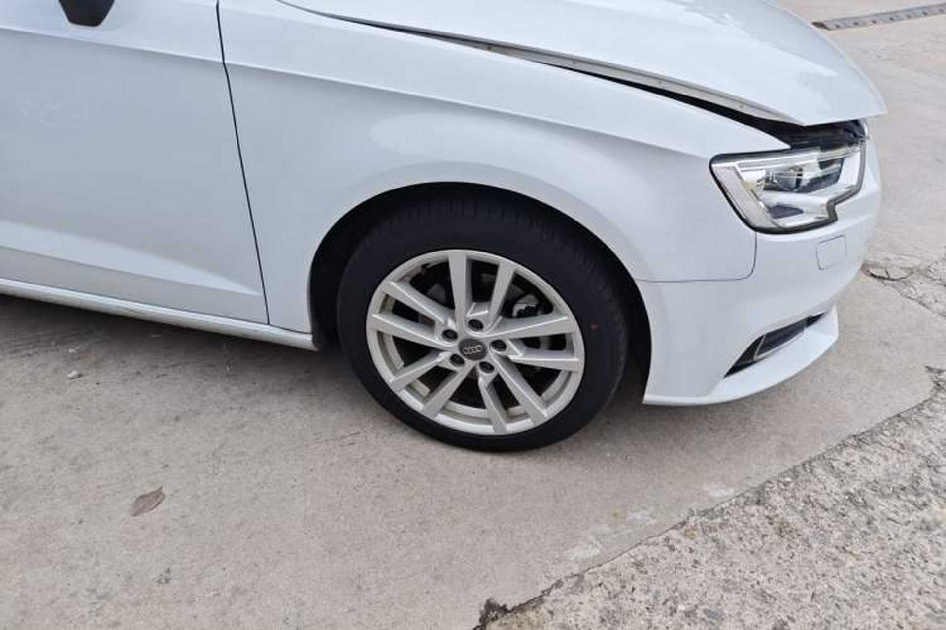 Used Audi A3 2020 Sportback 35 TFSI Ambition China VI Right Front Wheel Hub
