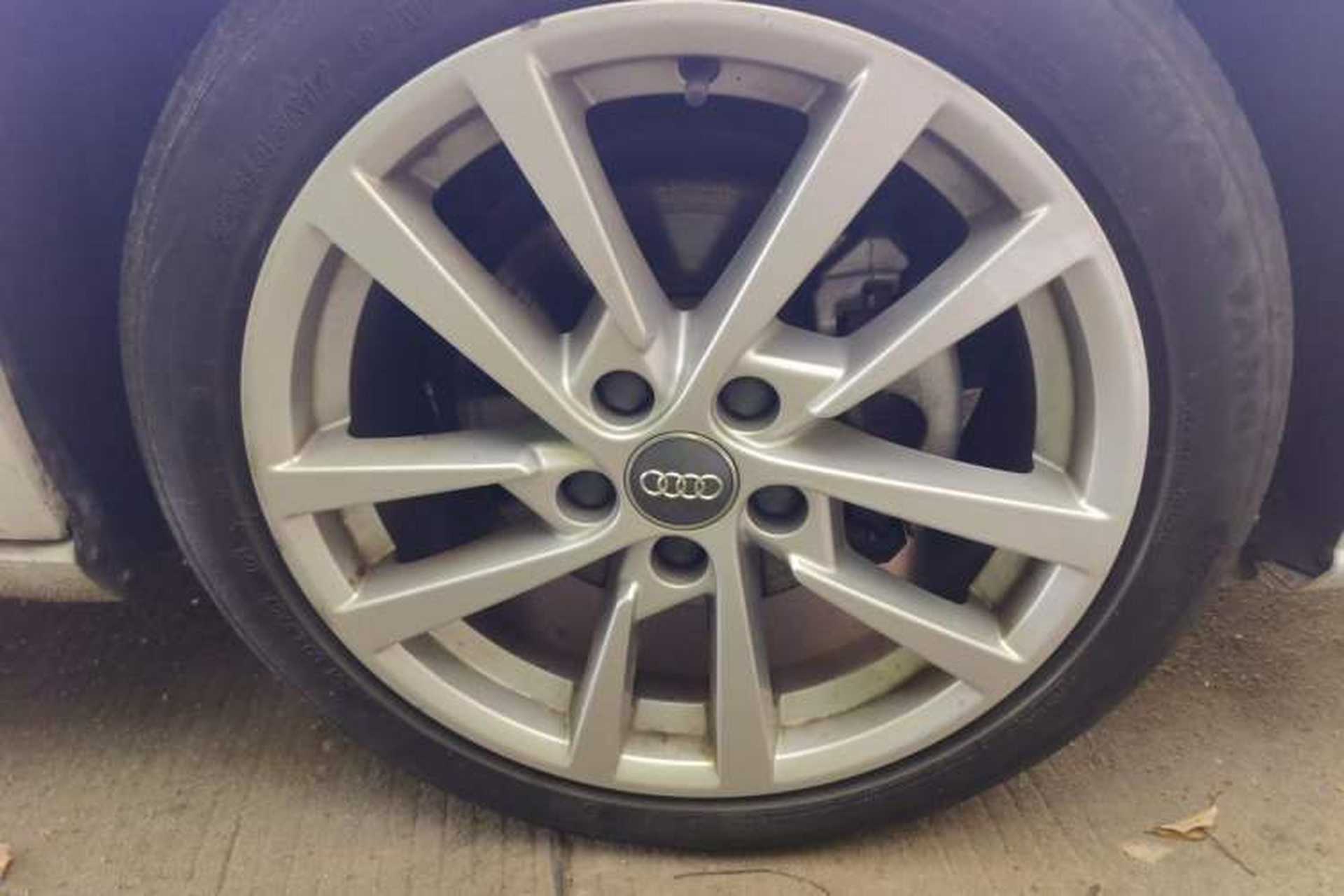 Used Audi A3 2020 Sportback 35 TFSI Ambition China VI Right Front Wheel Hub