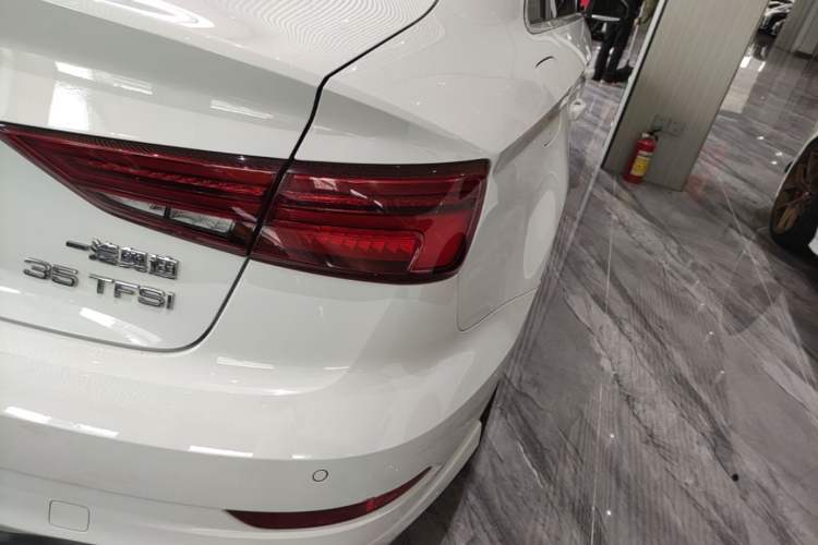 Used Audi A3 2020 Limousine 35 TFSI Fashion Edition China VI Emission Standard Right Rear Taillight