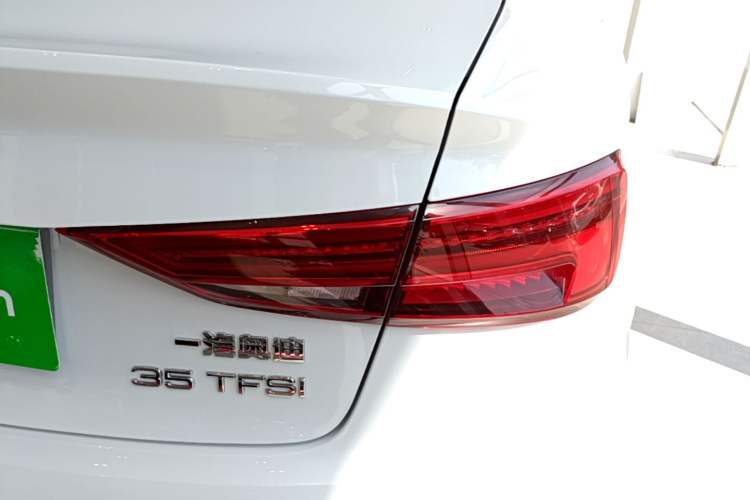 Used Audi A3 2020 Limousine 35 TFSI Fashion Edition China VI Emission Standard Right Rear Taillight