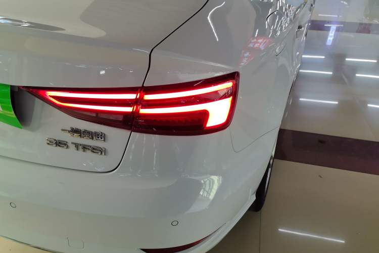 Used Audi A3 2020 Limousine 35 TFSI Ambition China VI Right Rear Taillight