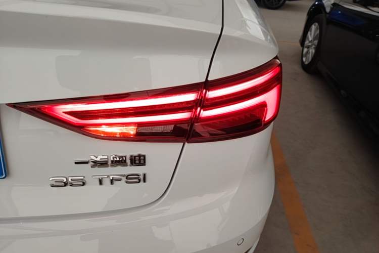 Used Audi A3 2020 Limousine 35 TFSI Fashion Edition China VI Emission Standard Right Rear Taillight