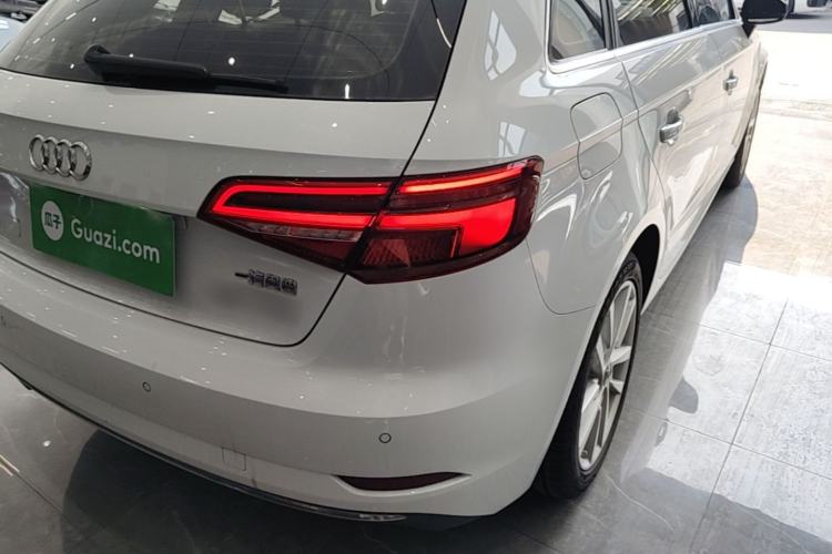 Used Audi A3 2020 Restyled Sportback 35 TFSI Entry-Level China VI Emission Standard Right Rear Taillight