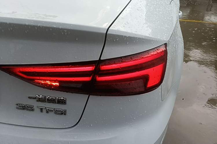 Used Audi A3 2020 Limousine 35 TFSI Fashion Edition China VI Emission Standard Right Rear Taillight