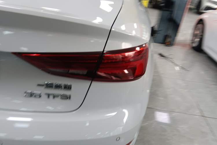 Used Audi A3 2020 Limousine 35 TFSI Fashion Edition China VI Emission Standard Right Rear Taillight
