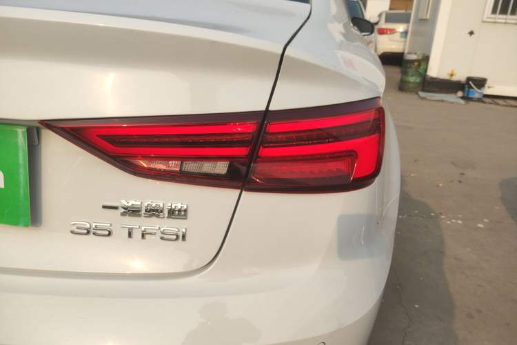 Used Audi A3 2020 Limousine 35 TFSI Ambition China VI Right Rear Taillight