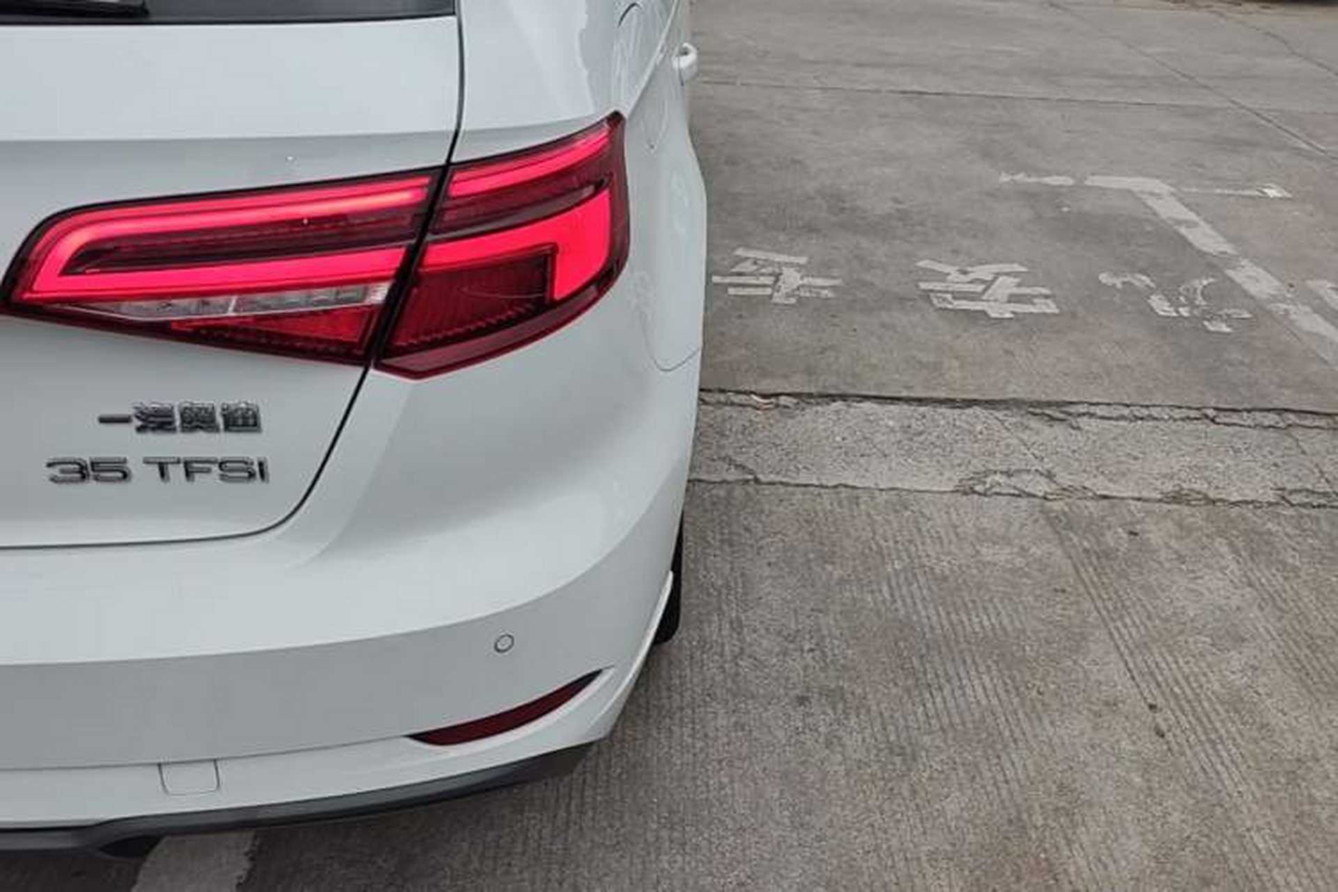 Used Audi A3 2020 Sportback 35 TFSI Fashion Edition China VI Emission Standard Right Rear Taillight