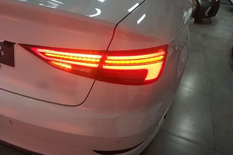 Used Audi A3 2020 Limousine 35 TFSI Fashion Edition China VI Emission Standard Right Rear Taillight