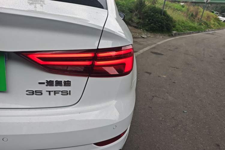 Used Audi A3 2020 Limousine 35 TFSI Fashion Edition China VI Emission Standard Right Rear Taillight