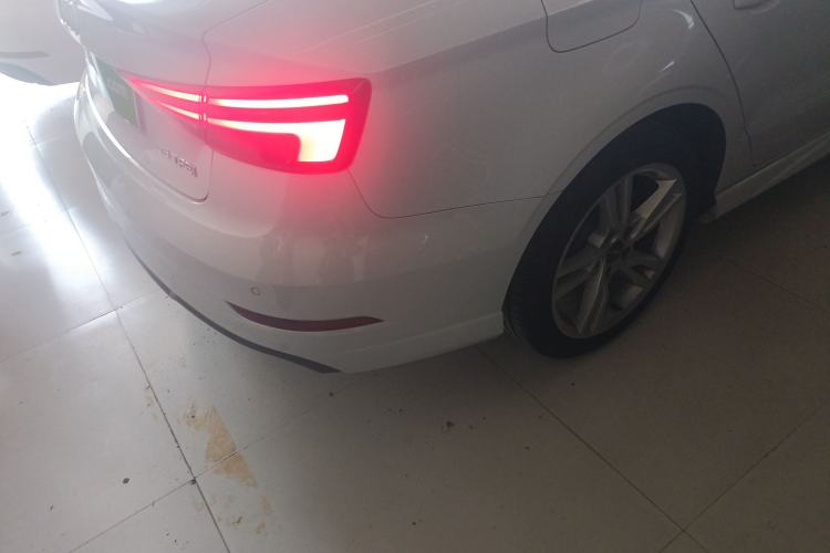 Used Audi A3 2020 Limousine 35 TFSI Fashion Edition China VI Emission Standard Right Rear Taillight