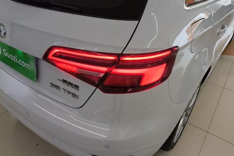Used Audi A3 2020 Restyled Sportback 35 TFSI Entry-Level China VI Emission Standard Right Rear Taillight