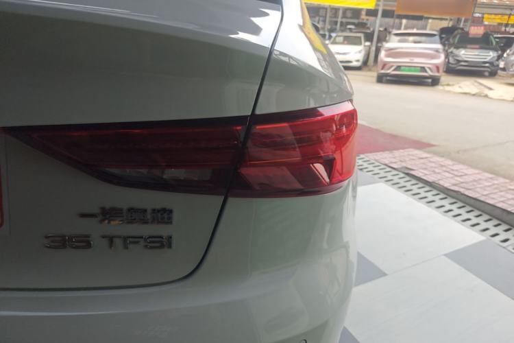 Used Audi A3 2020 Limousine 35 TFSI Fashion Edition China VI Emission Standard Right Rear Taillight