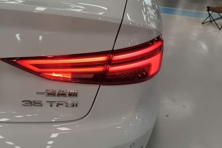 Used Audi A3 2020 Limousine 35 TFSI Fashion Edition China VI Emission Standard Right Rear Taillight