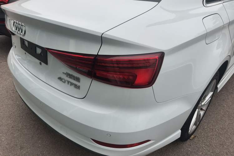 Used Audi A3 2020 Limousine 35 TFSI Fashion Edition China VI Emission Standard Right Rear Taillight