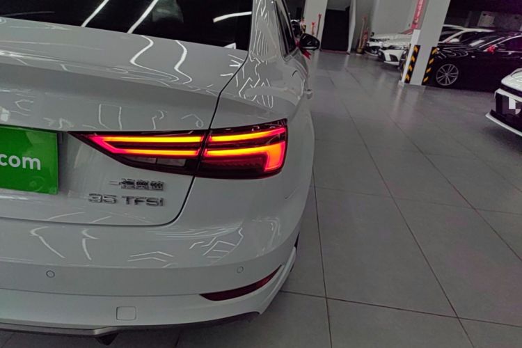 Used Audi A3 2020 Limousine 35 TFSI Fashion Edition China VI Emission Standard Right Rear Taillight