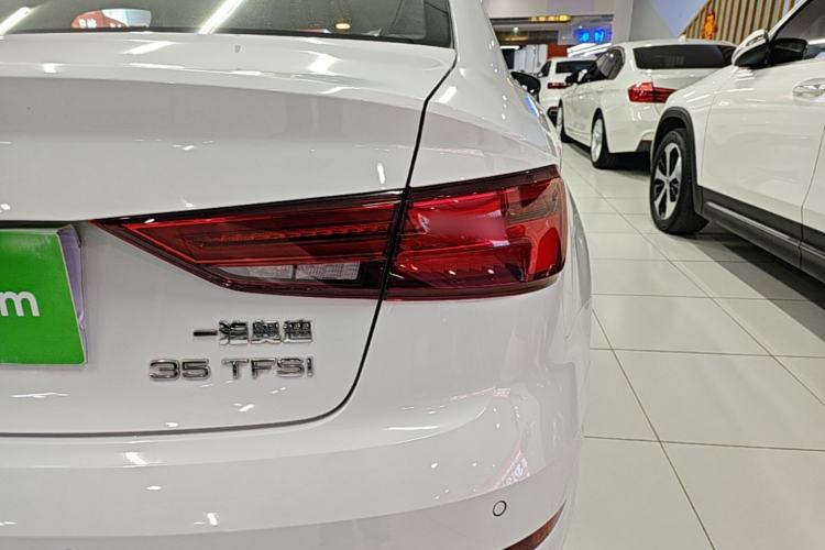 Used Audi A3 2020 Limousine 35 TFSI Fashion Edition China VI Emission Standard Right Rear Taillight