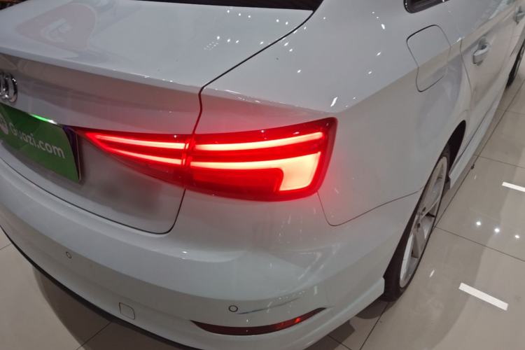 Used Audi A3 2020 Limousine 35 TFSI Fashion Edition China VI Emission Standard Right Rear Taillight