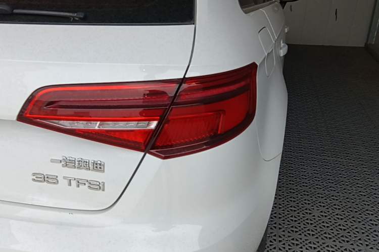 Used Audi A3 2020 Restyled Sportback 35 TFSI Entry-Level China VI Emission Standard Right Rear Taillight
