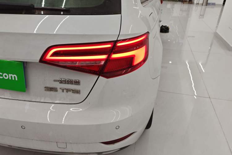 Used Audi A3 2020 Sportback 35 TFSI Ambition China VI Right Rear Taillight