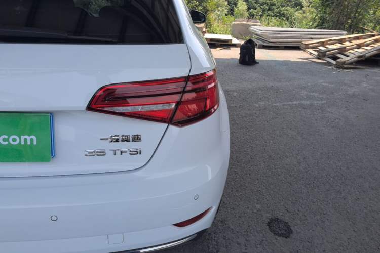Used Audi A3 2020 Restyled Sportback 35 TFSI Entry-Level China VI Emission Standard Right Rear Taillight