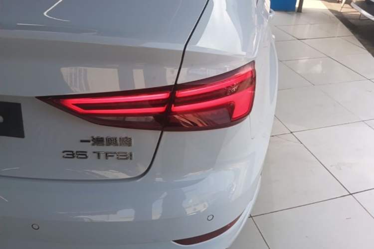 Used Audi A3 2020 Limousine 35 TFSI Sporty Version China VI Right Rear Taillight