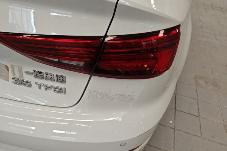Used Audi A3 2020 Limousine 35 TFSI Fashion Edition China VI Emission Standard Right Rear Taillight
