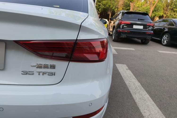 Used Audi A3 2020 Limousine 35 TFSI Fashion Edition China VI Emission Standard Right Rear Taillight