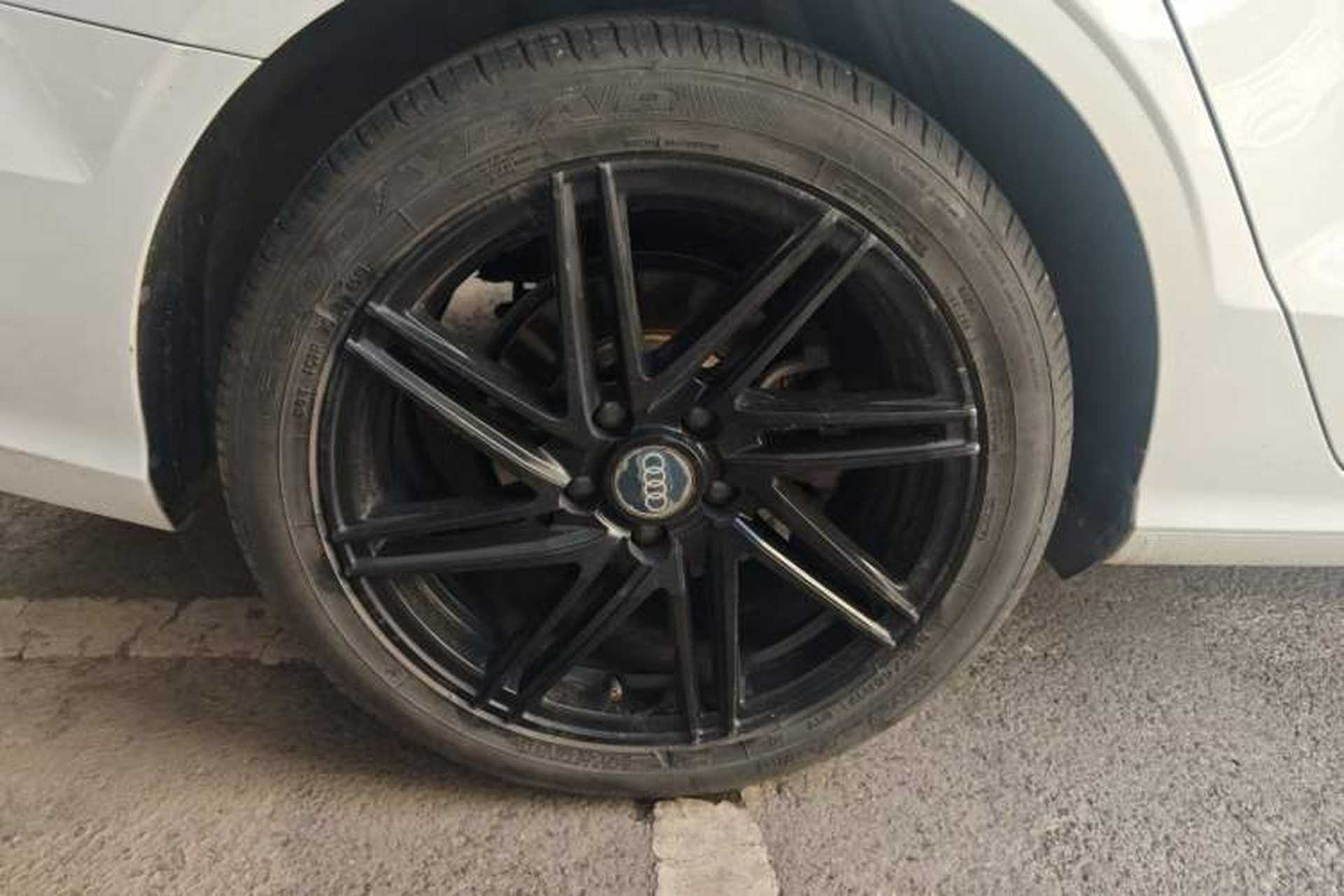 Used Audi A3 2020 Limousine 35 TFSI Ambition China VI Right Rear Wheel Hub