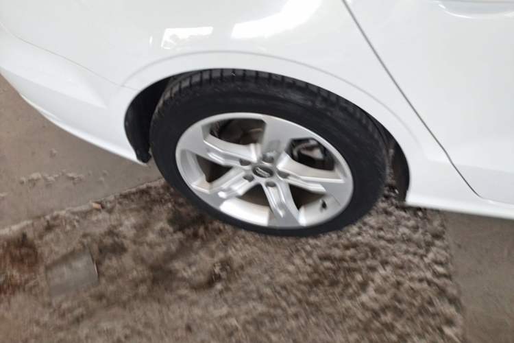 Used Audi A3 2020 Limousine 35 TFSI Ambition China VI Right Rear Wheel Hub