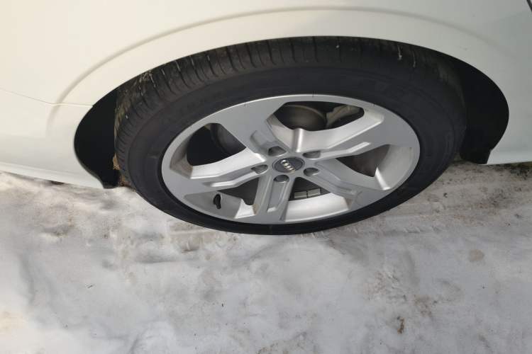 Used Audi A3 2020 Restyled Limousine 35 TFSI Ambition Version China VI Right Rear Wheel Hub