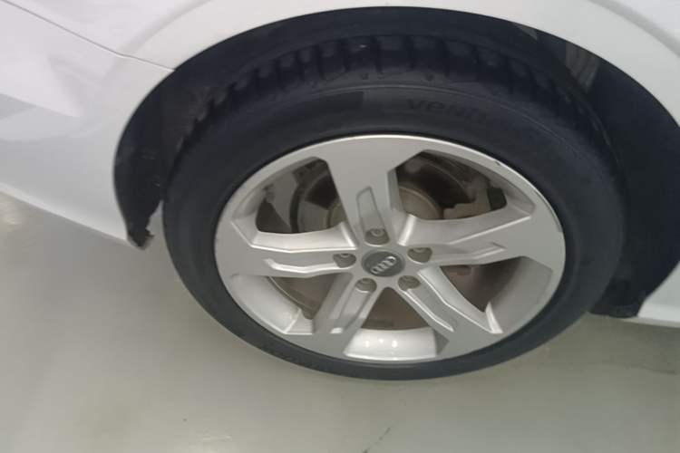Used Audi A3 2020 Limousine 35 TFSI Ambition China VI Right Rear Wheel Hub