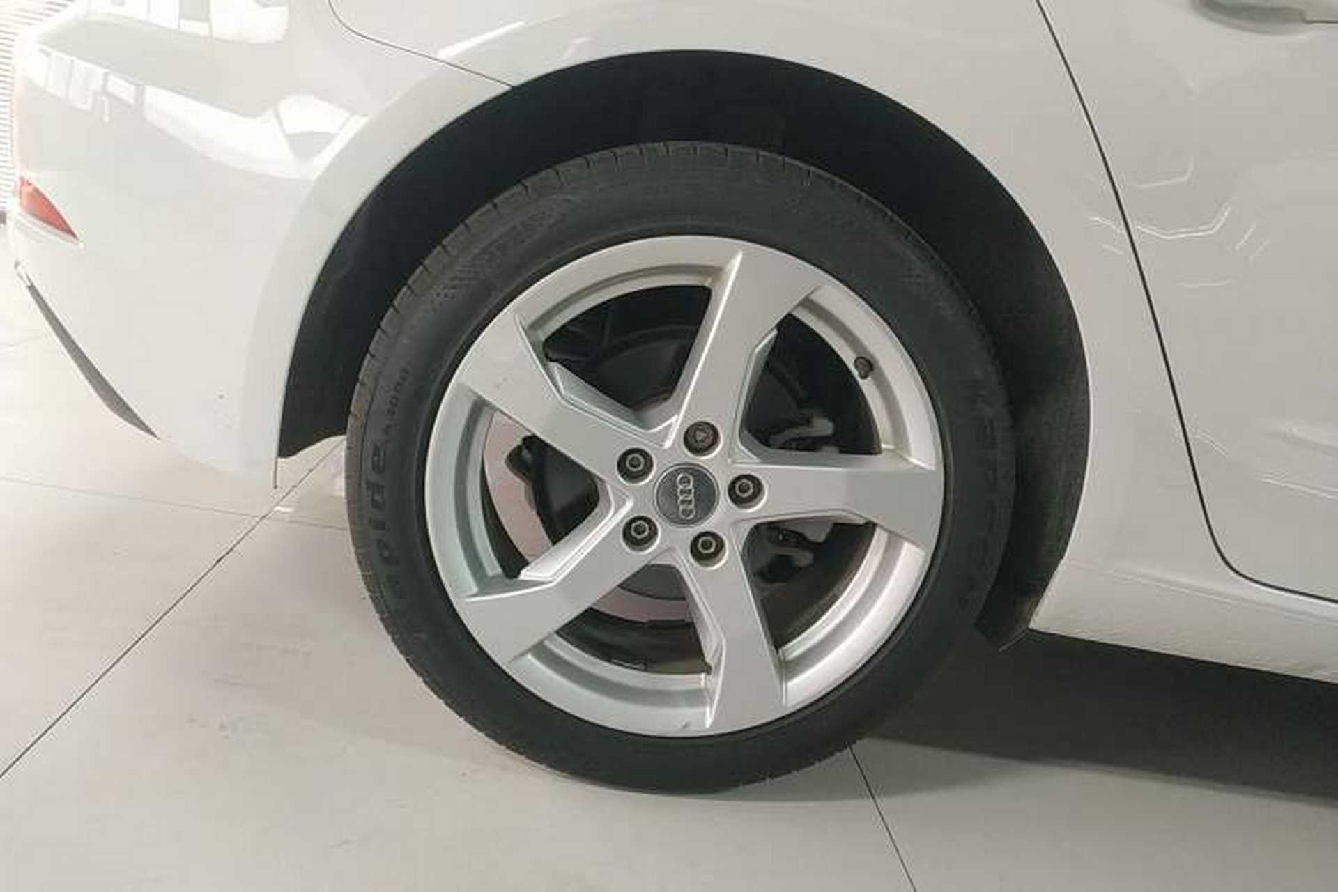 Used Audi A3 2020 Restyled Sportback 35 TFSI Entry-Level China VI Emission Standard Right Rear Wheel Hub