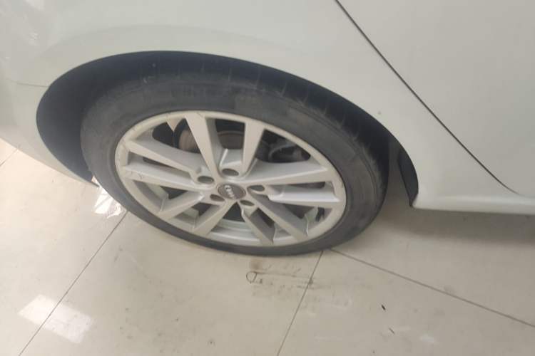 Used Audi A3 2020 Restyled Sportback 35 TFSI Entry-Level China VI Emission Standard Right Rear Wheel Hub