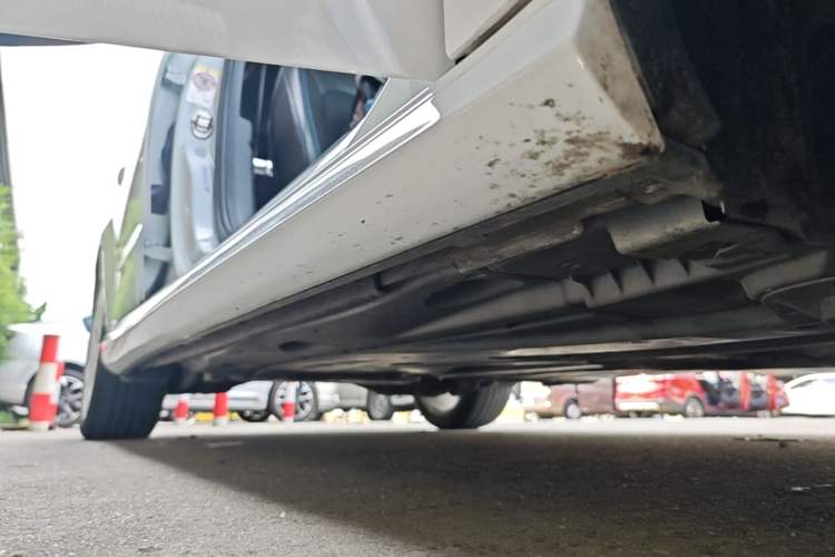 Used Audi A3 2020 Sportback 35 TFSI Fashion Edition China VI Emission Standard Right Side Sill