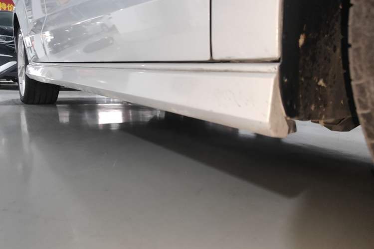Used Audi A3 2020 Limousine 35 TFSI Fashion Edition China VI Emission Standard Right Side Sill