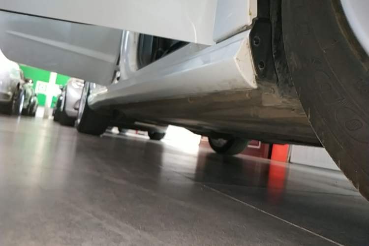 Used Audi A3 2020 Sportback 35 TFSI Fashion Edition China VI Emission Standard Right Side Sill