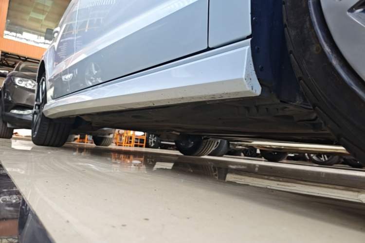 Used Audi A3 2020 Limousine 35 TFSI Fashion Edition China VI Emission Standard Right Side Sill