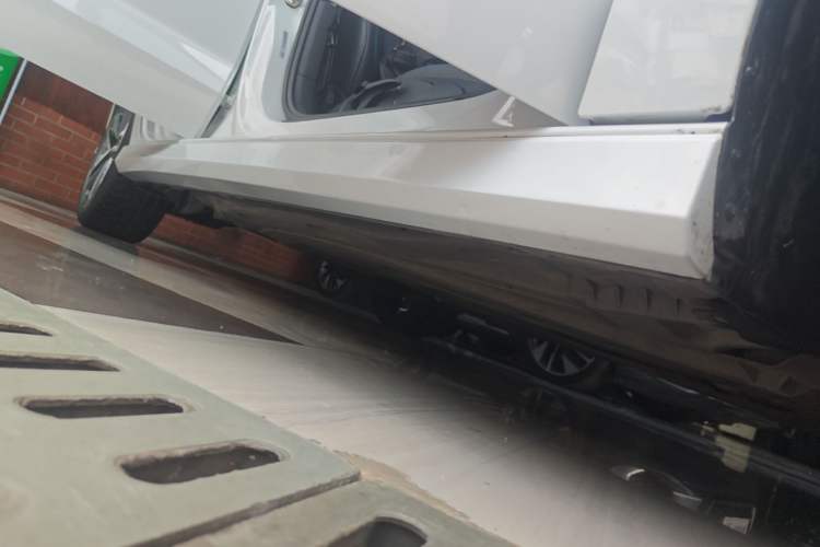 Used Audi A3 2020 Limousine 35 TFSI Fashion Edition China VI Emission Standard Right Side Sill