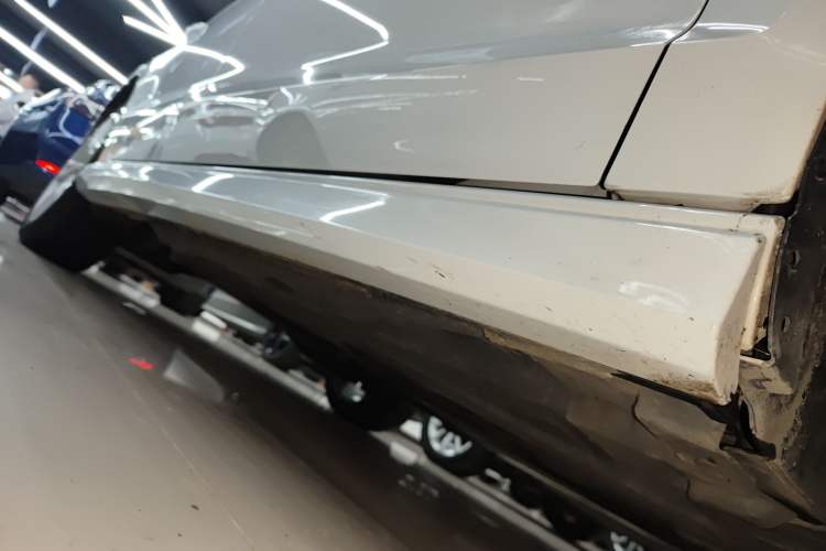 Used Audi A3 2020 Limousine 35 TFSI Fashion Edition China VI Emission Standard Right Side Sill