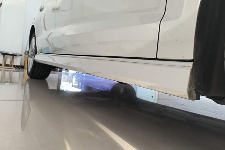 Used Audi A3 2020 Limousine 35 TFSI Fashion Edition China VI Emission Standard Right Side Sill