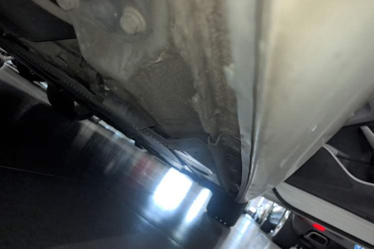 Used Audi A3 2020 Sportback 35 TFSI Fashion Edition China VI Emission Standard Right Side Sill