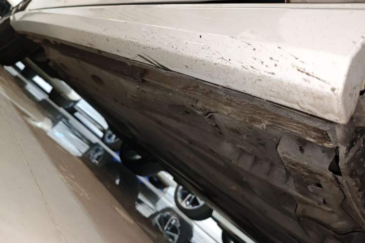 Used Audi A3 2020 Limousine 35 TFSI Sporty Version China VI Right Side Sill