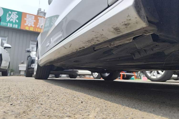 Used Audi A3 2020 Sportback 35 TFSI Fashion Edition China VI Emission Standard Right Side Sill