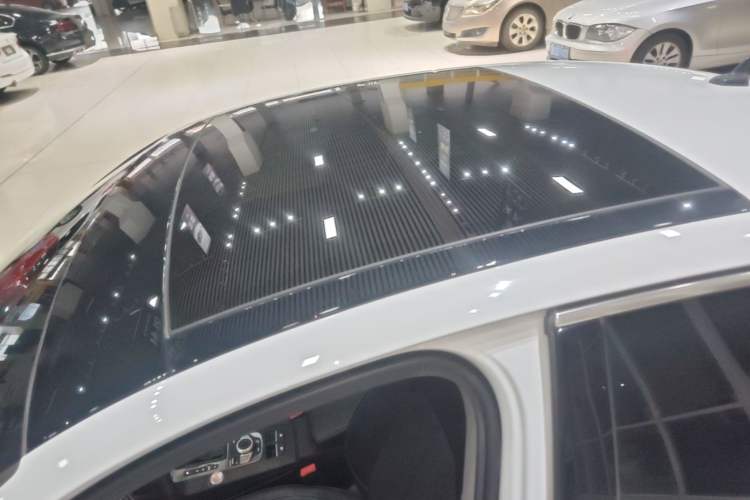 Used Audi A3 2020 Limousine 35 TFSI Fashion Edition China VI Emission Standard Roof